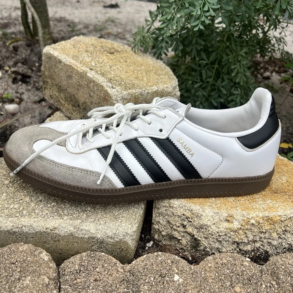 Size 10 Women's , 9 Men's - adidas Samba OG Low White Black Gum